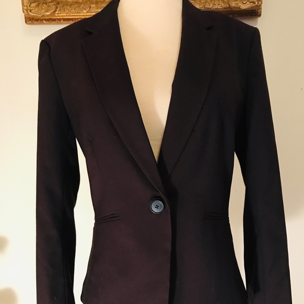 Deep Burgundy Short Fitted Flared Blazer